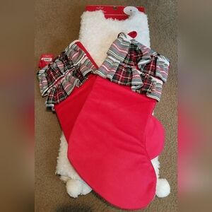 Michaels Ashland Red Plaid Christmas Stockings And White Tree Skirt